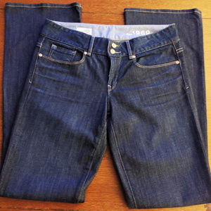 NWOT. GAP 1969 Jeans Wide leg Bootcut Size 28/6R